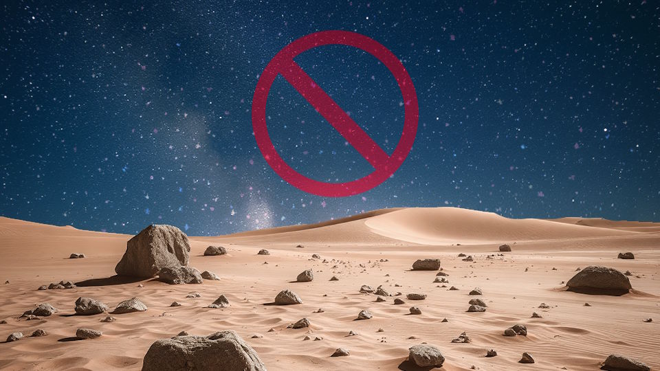 Eine Sandwüste mit ein paar kleinen Steinen, ein phantasievoll dargestellter nächtlicher Sternenhimmel, mittig ein Symbol großer durchgestrichener roter Kreis